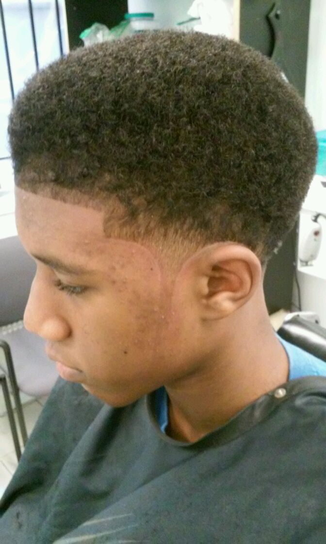 taper afro curly